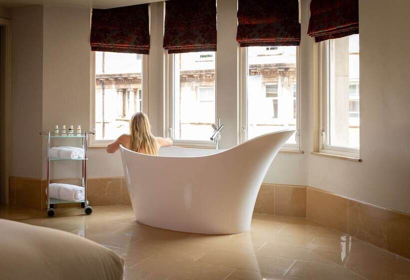 스위트, Radisson Blu Hotel, London Bloomsbury