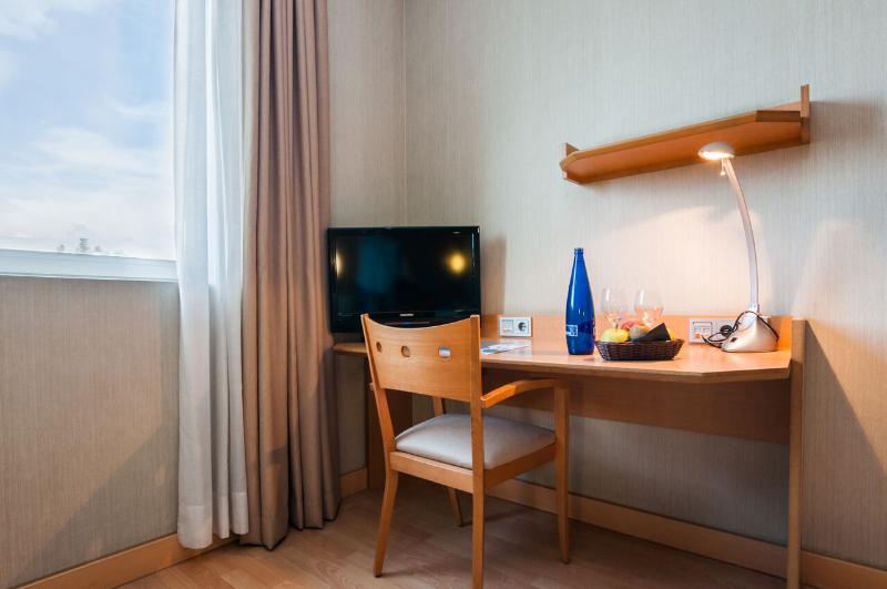 Номер Стандарт, Radisson Blu Hotel, London Bloomsbury