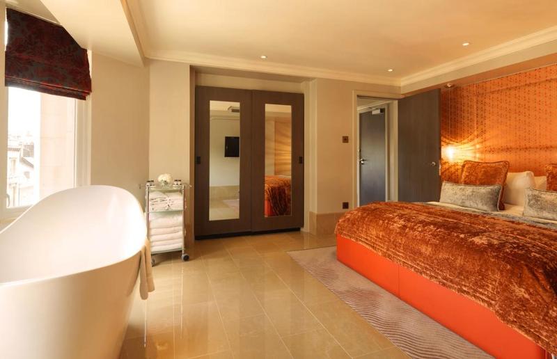 Люкс, Radisson Blu Hotel, London Bloomsbury
