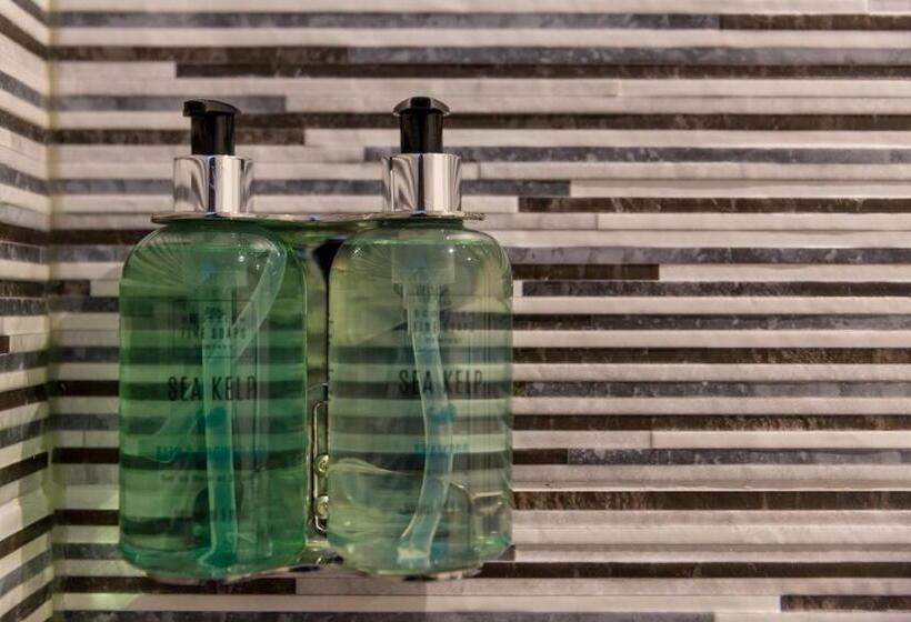 غرفة ديلوكس سرير كينج, The Dowans Hotel Of Speyside