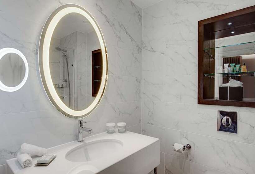 Номер Deluxe, Village Hotel Bracknell