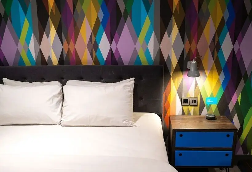 ベーシックルーム, Village Hotel Bracknell