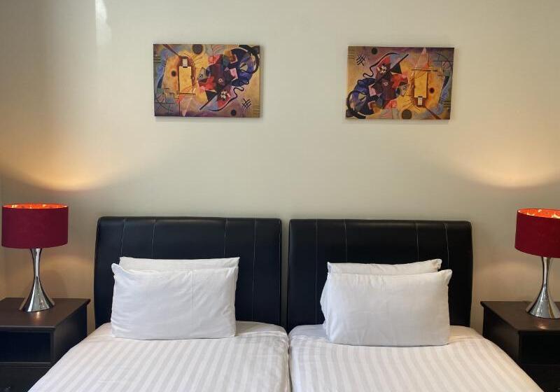 管理人员工作室, Grand Plaza Serviced Apartments