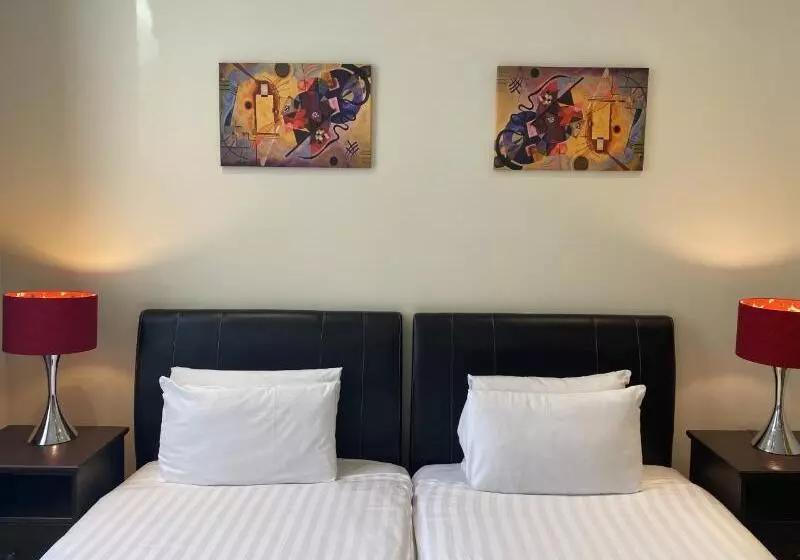Executive Studio, Grand Plaza Serviced Apartments