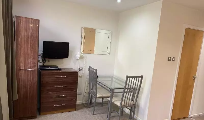 Executive Studio, Grand Plaza Serviced Apartments