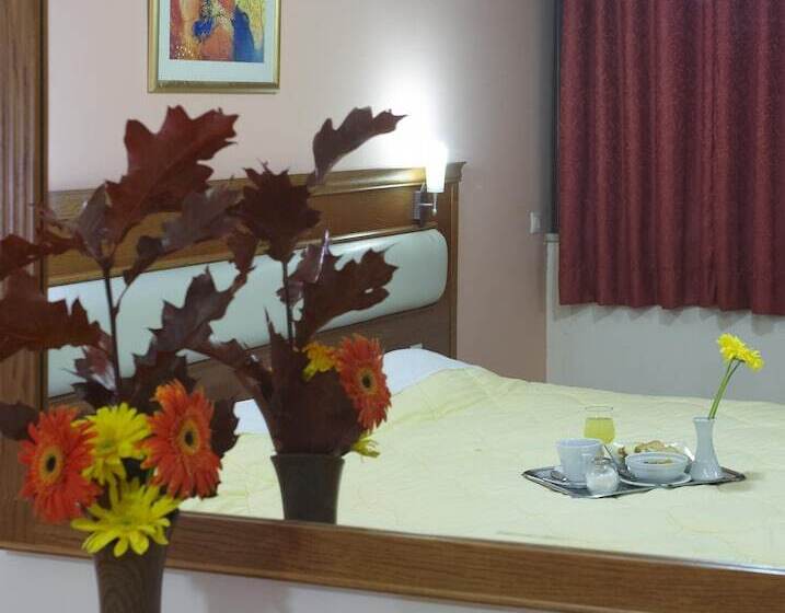 スタンダードルーム, Acharnis Kavallari Hotel Suites