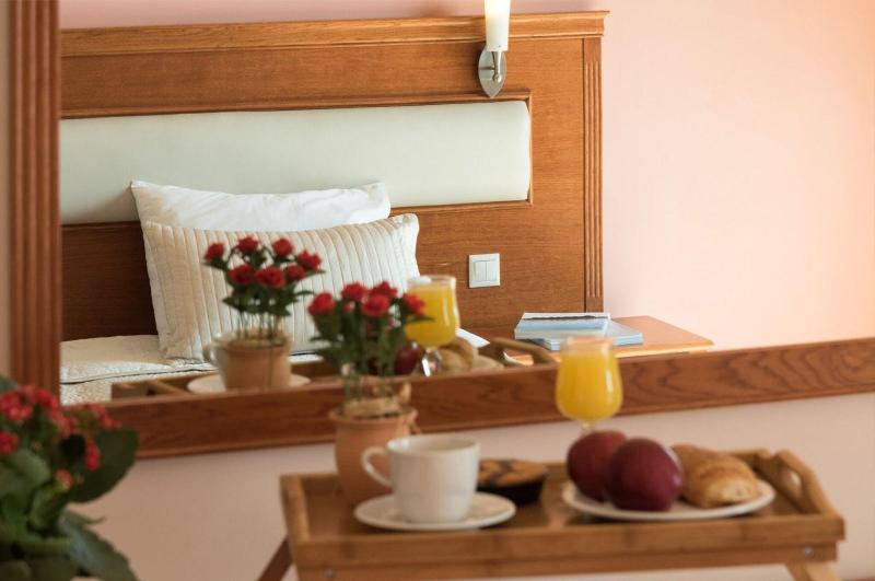 スタンダードルーム, Acharnis Kavallari Hotel Suites