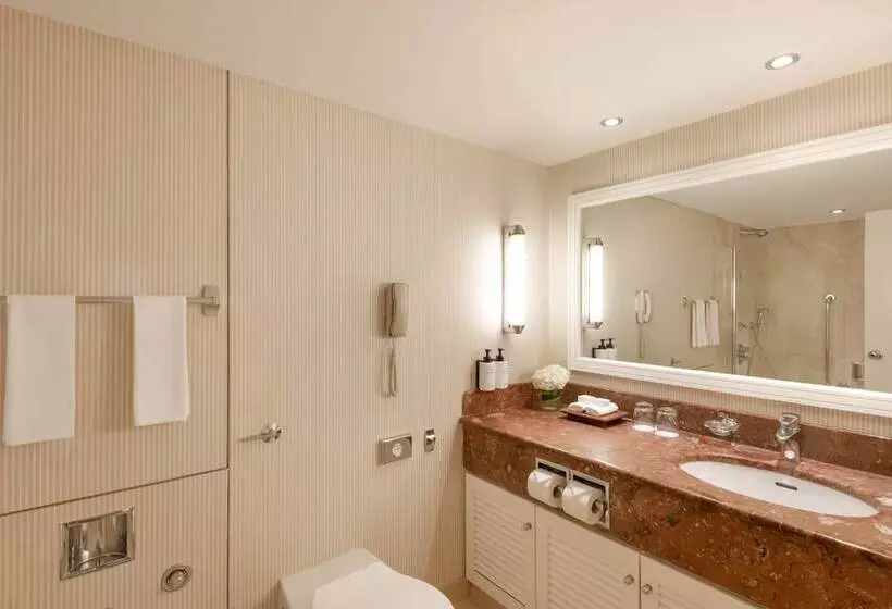 クラブルーム, Athenaeum Intercontinental, An Ihg