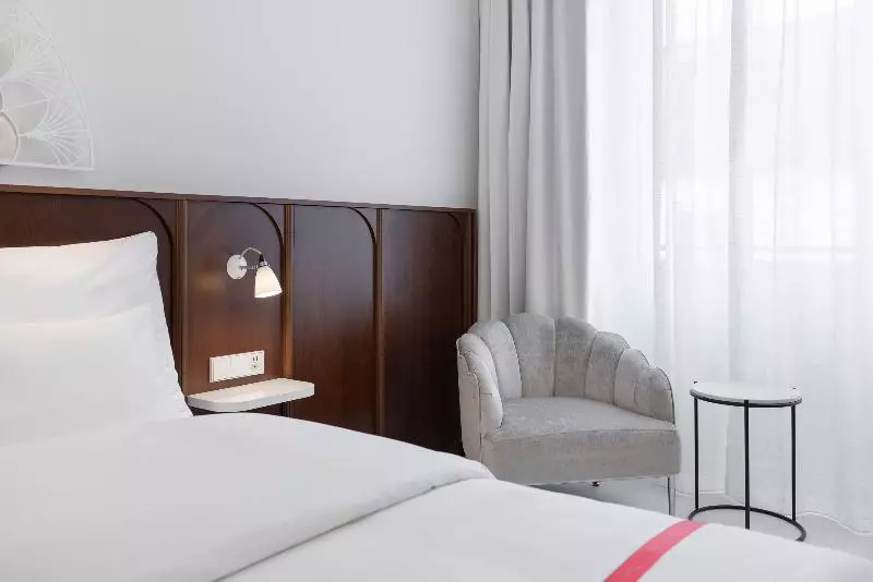 ジュニアスイート, Athenaeum Intercontinental, An Ihg
