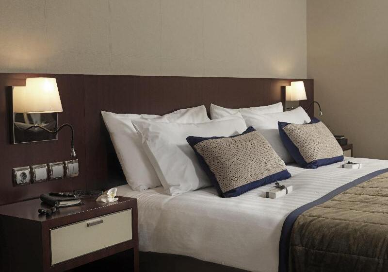 디럭스 룸 킹사이즈 침대, Athenaeum Intercontinental, An Ihg