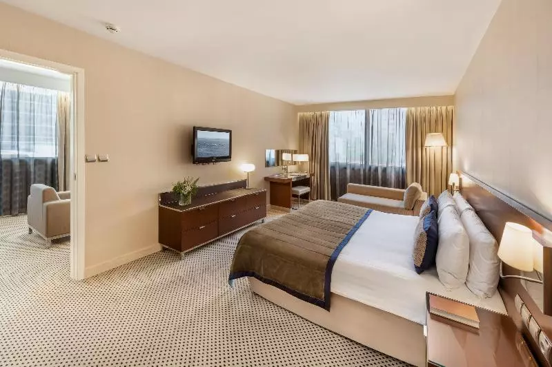 Sviitti, Athenaeum Intercontinental By Ihg