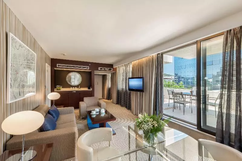 Sviitti, Athenaeum Intercontinental By Ihg