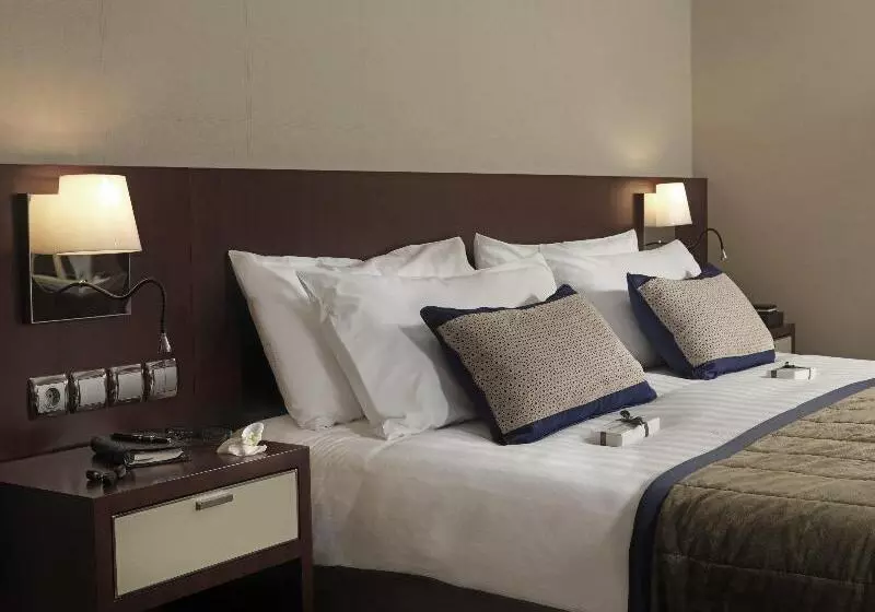 デラックススイート, Athenaeum Intercontinental, An Ihg