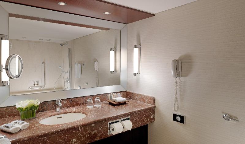 디럭스 스위트, Athenaeum Intercontinental, An Ihg