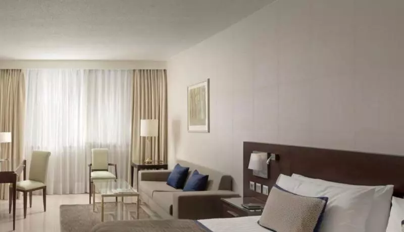 キングサイズベッドのスーペリアルーム, Athenaeum Intercontinental, An Ihg
