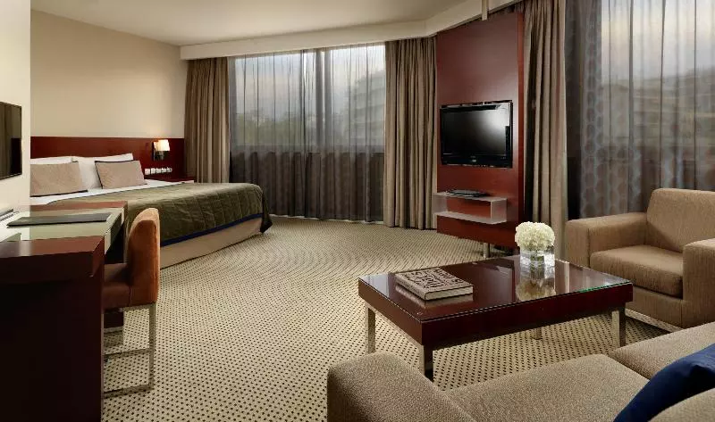 ファミリールーム, Athenaeum Intercontinental, An Ihg