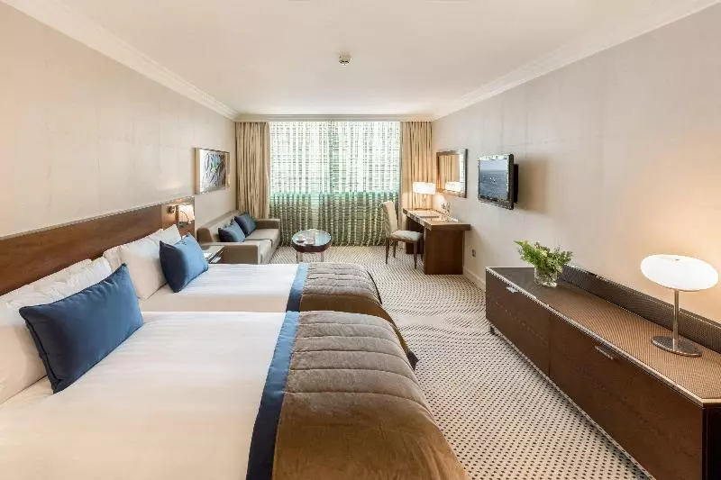 ファミリールーム, Athenaeum Intercontinental, An Ihg