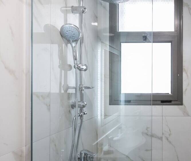 标准间, Athens Golden City