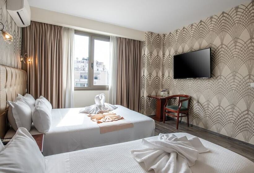 标准三人间, Athens Golden City