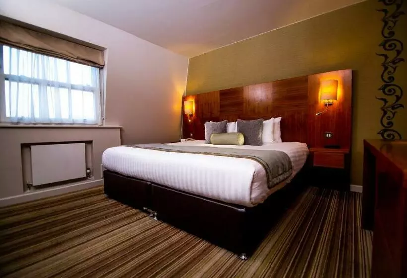 Club Room, Blakemore Hyde Park