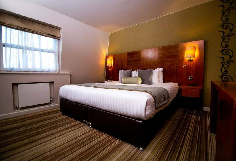 Club Room, Blakemore Hyde Park