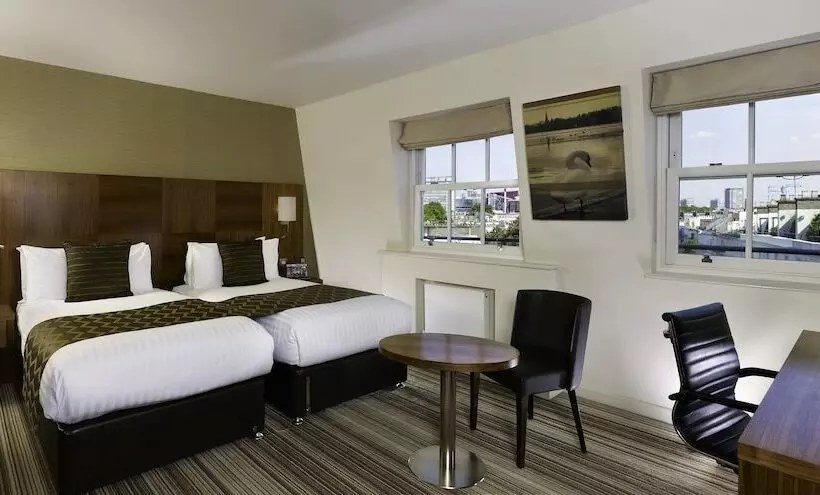 Club Room, Blakemore Hyde Park
