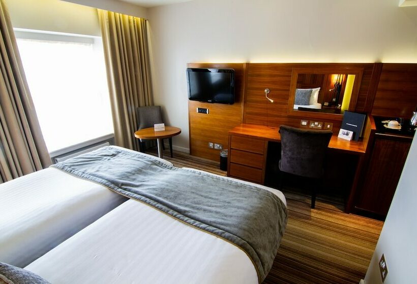 Club Room, Blakemore Hyde Park