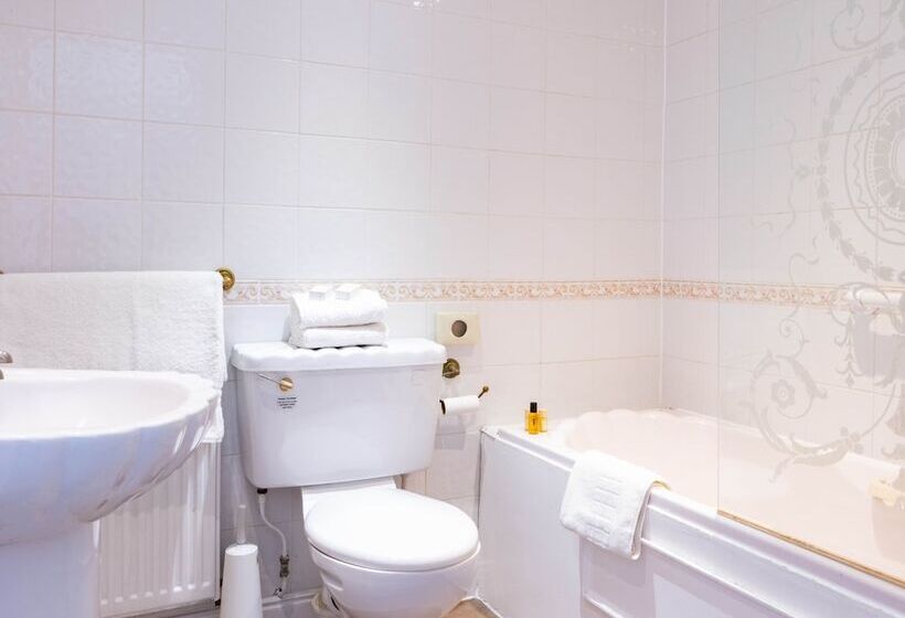 패밀리 룸, The Derwentwater