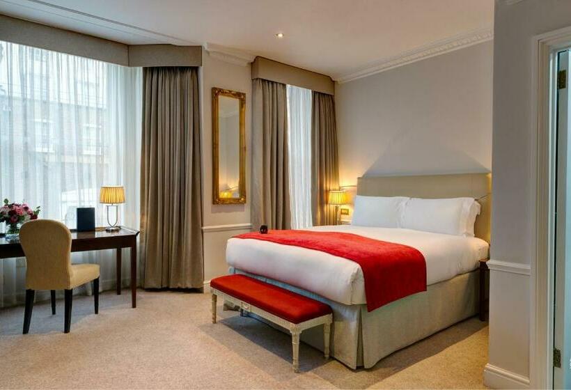 ジュニアスイート, Dukes London