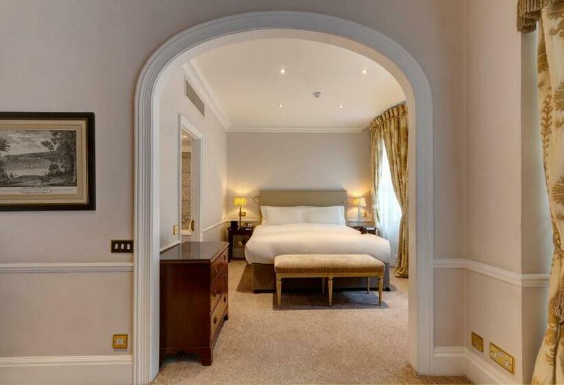 小型套房, Dukes London