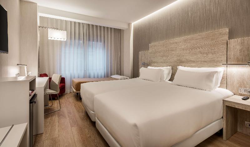 标准间, Dukes London