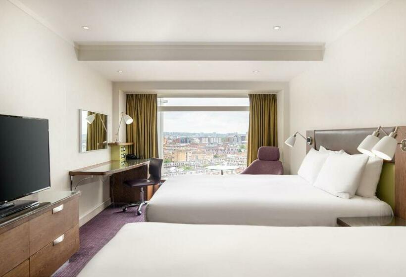 Семейный Номер Superior, Hilton London Metropole