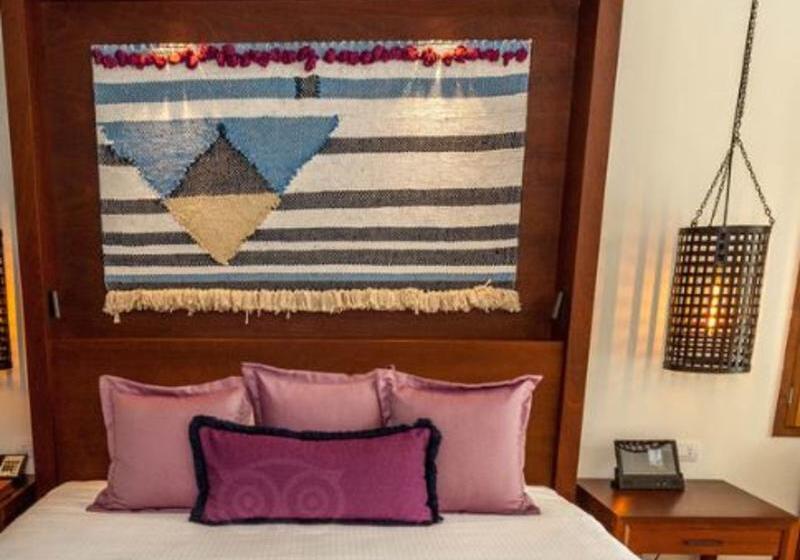 Номер Deluxe, Hilton London Metropole