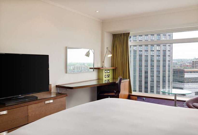 Номер Стандарт, Hilton London Metropole
