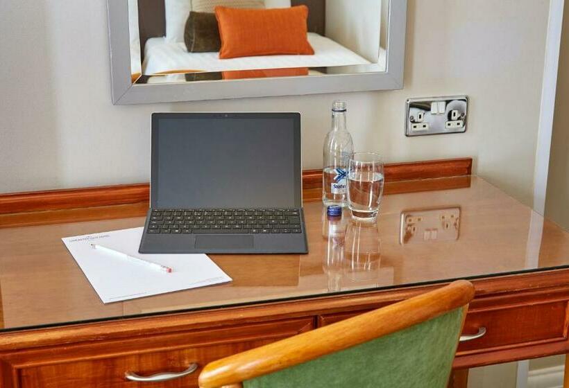 Standard Single Room, Lancaster Gate