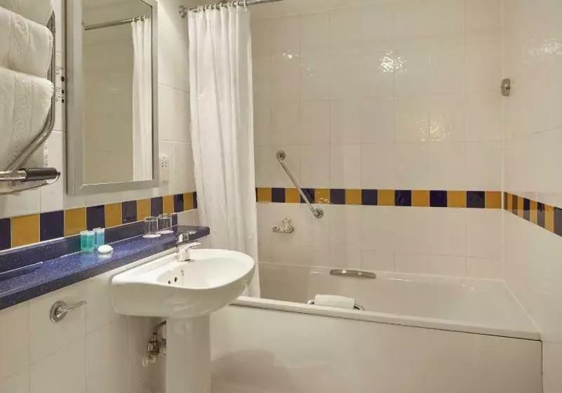 Standard Single Room, Lancaster Gate