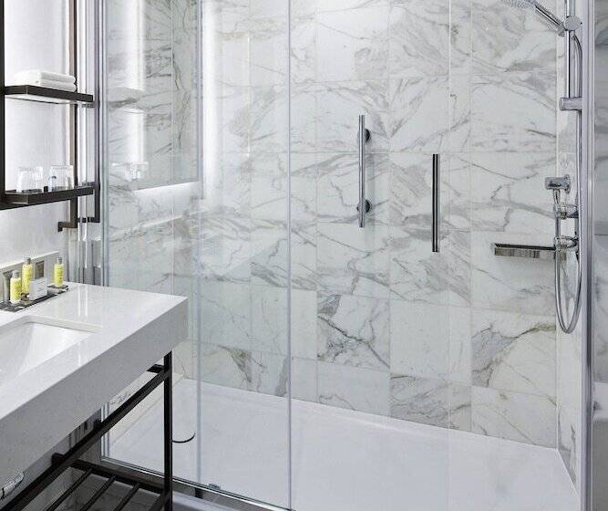 Номер Deluxe, London Marriott Hotel Grosvenor Square