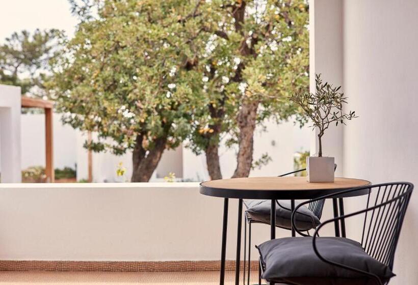 بانگلوی سوپریور, Minos Beach Art Hotel, A Member Of Design Hotels