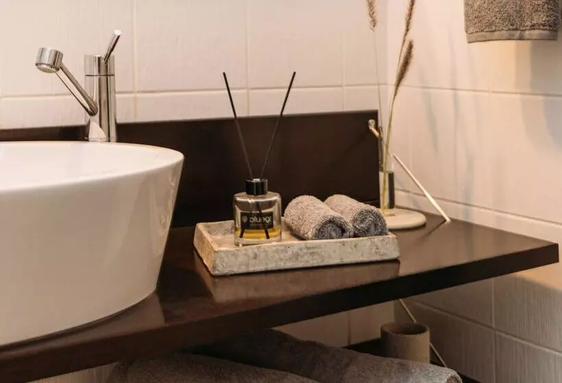 オーシャンビュースイート, Minos Beach Art Hotel, A Member Of Design Hotels