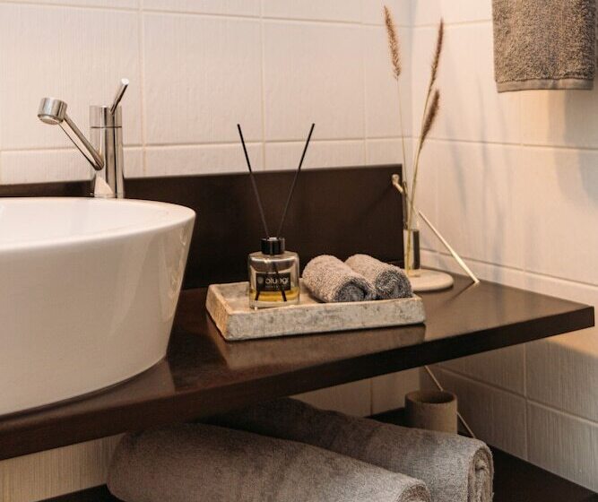 اتاق استاندارد با چشم‌انداز دریا, Minos Beach Art Hotel, A Member Of Design Hotels