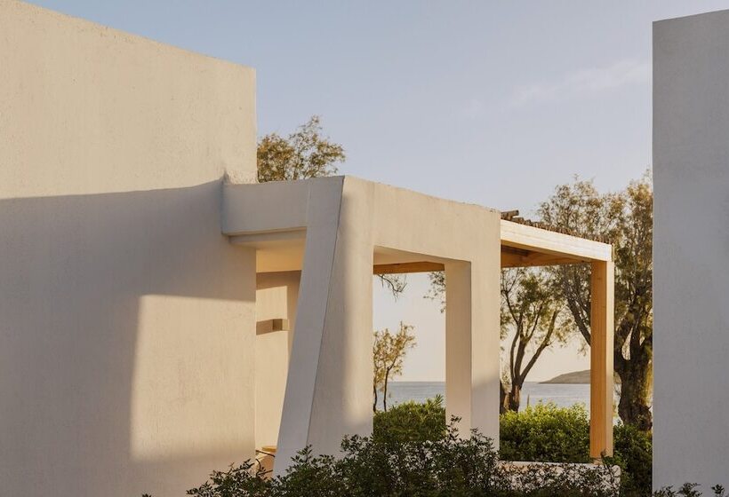 بنجلو قياسى مطل على البحر, Minos Beach Art Hotel, A Member Of Design Hotels