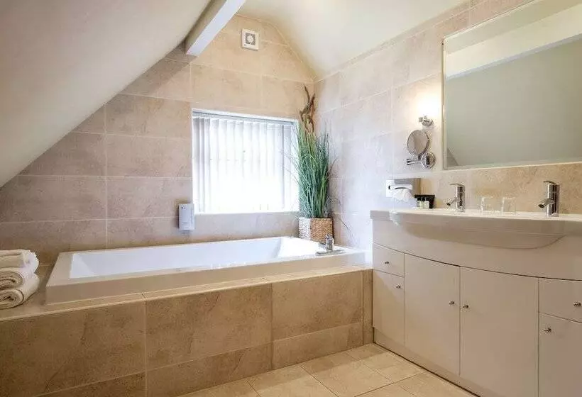 Sviitti, Moor Hall Hotel & Spa