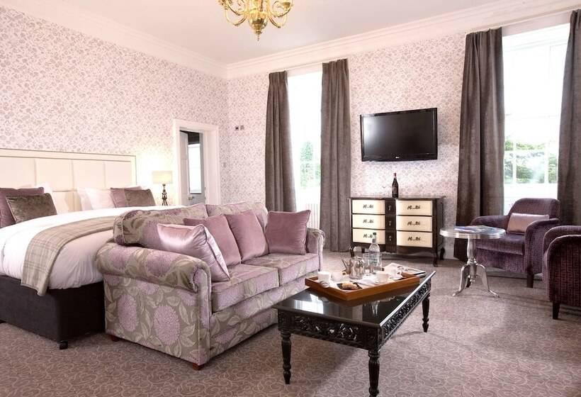 Номер Стандарт, Mottram Hall