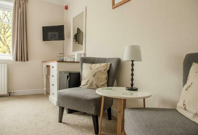 غرفة قياسية, Mynd House