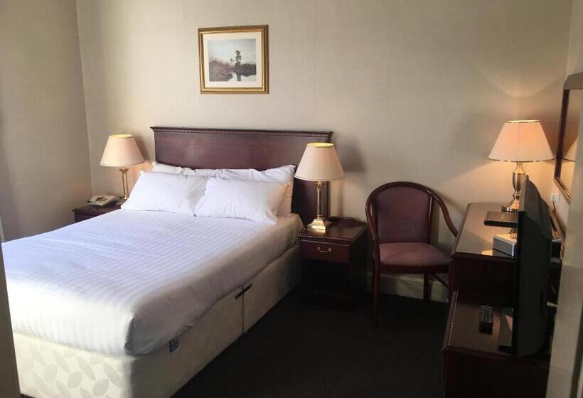 חדר קלאסי, Nethybridge