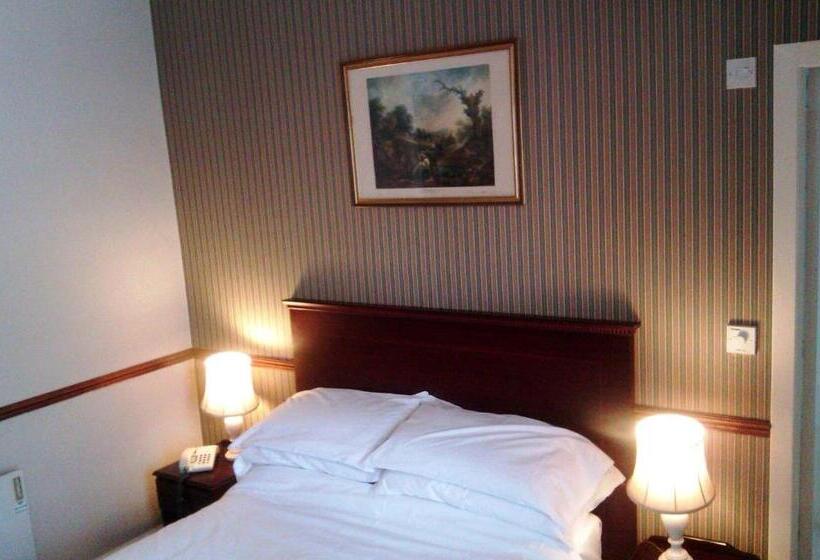 חדר קלאסי, Nethybridge