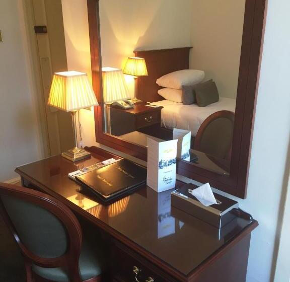 חדר סופריור יחיד, Nethybridge