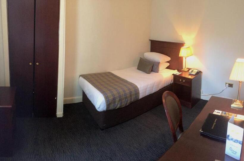 חדר סופריור יחיד, Nethybridge