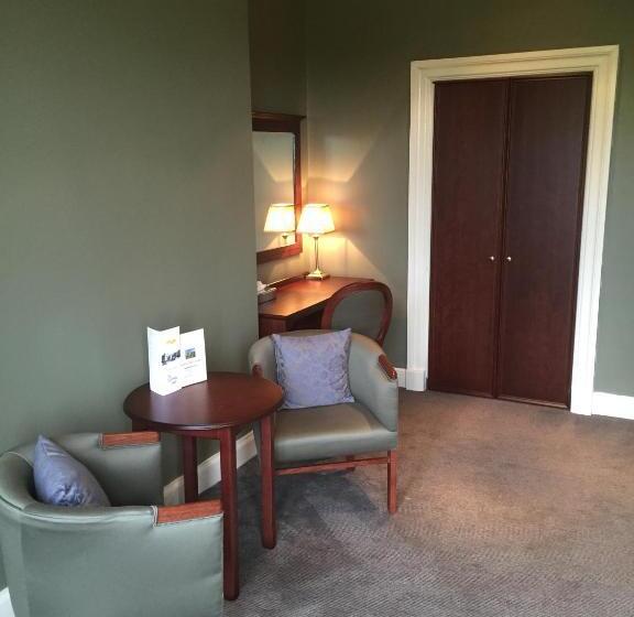 חדר סטנדרט, Nethybridge