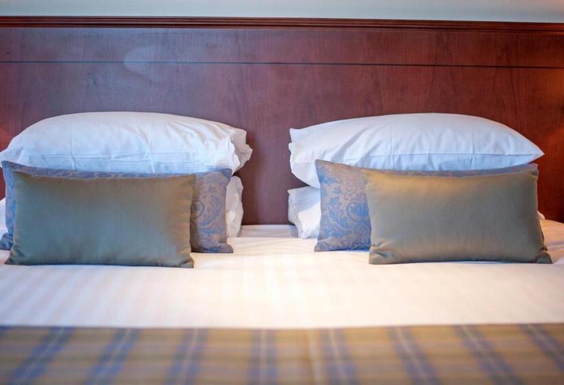 חדר משפתחתי סופריור, Nethybridge